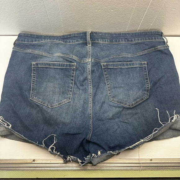 Torrid Button Fly Dark Blue Jean Shorts Distressed Hem size 20 plus size - Picture 9 of 10